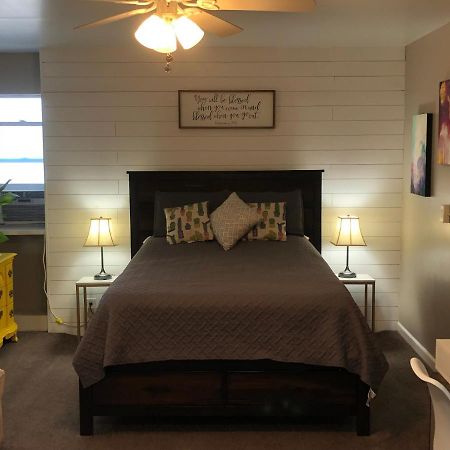 Cozy Studio Grand Junction Exterior photo